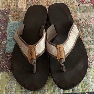 LL Bean flip flops women’s 10
